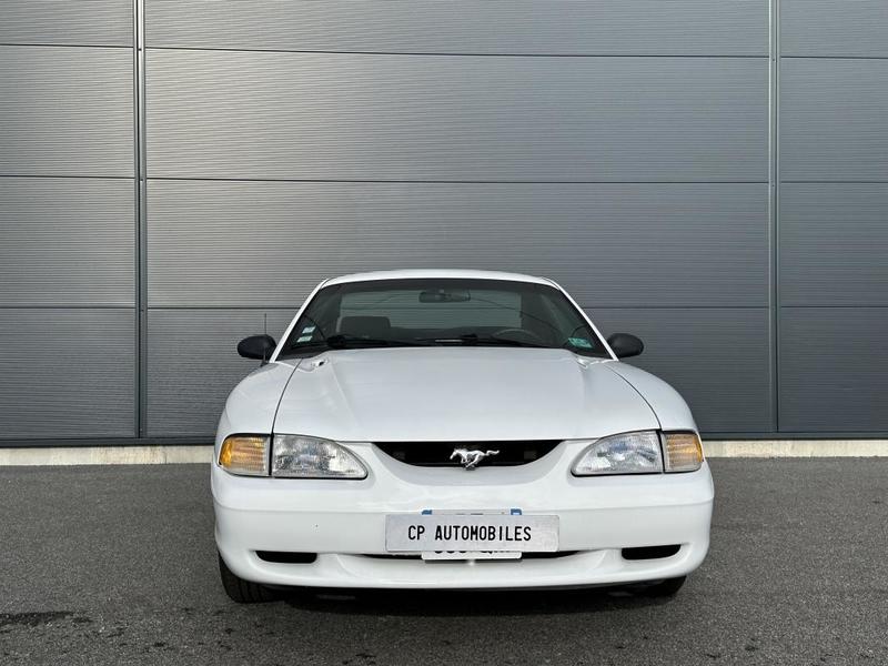Ford Mustang 1996 3.8l V6 150ch Made in Usa