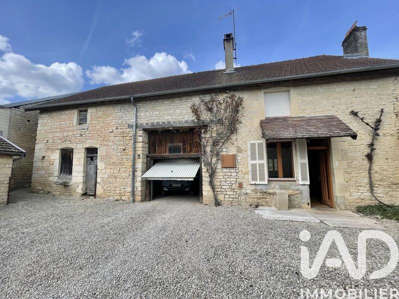 Maison de campagne - 60 m² - 2 pièces