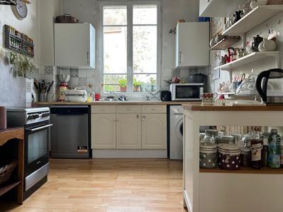 Appartement - 82 m² - 4 pièces