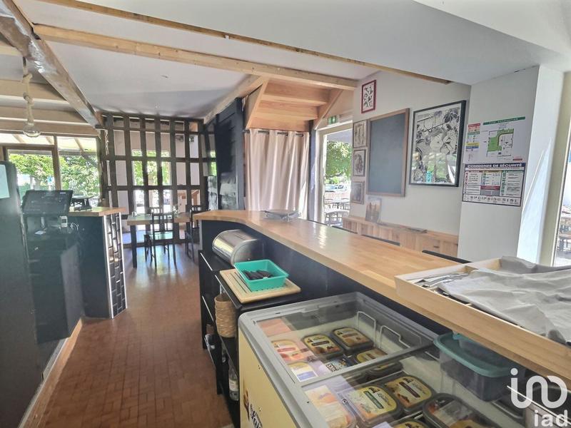 Local commercial - 127 m²