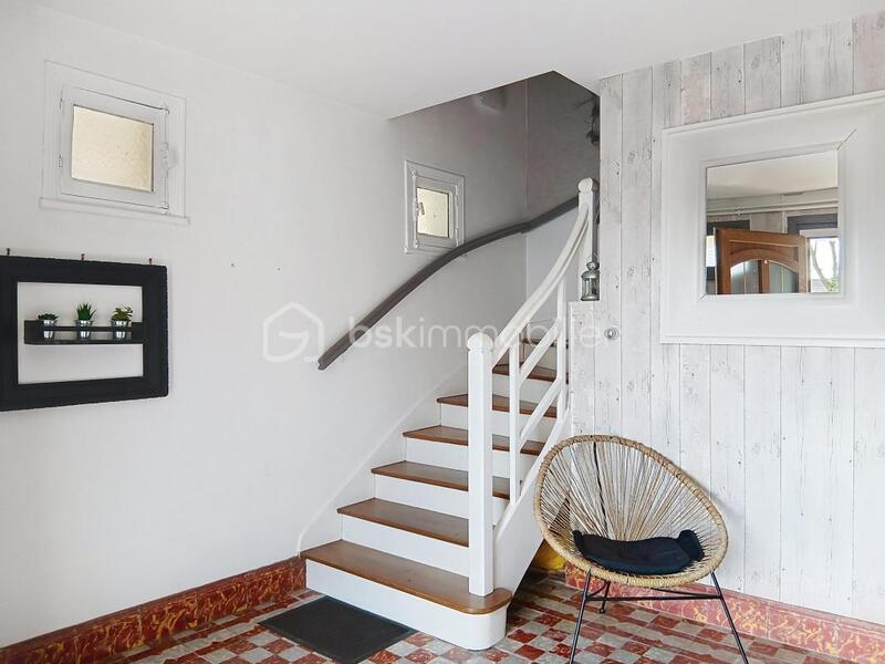 Maison traditionnelle - 117 m² - 6 pièces