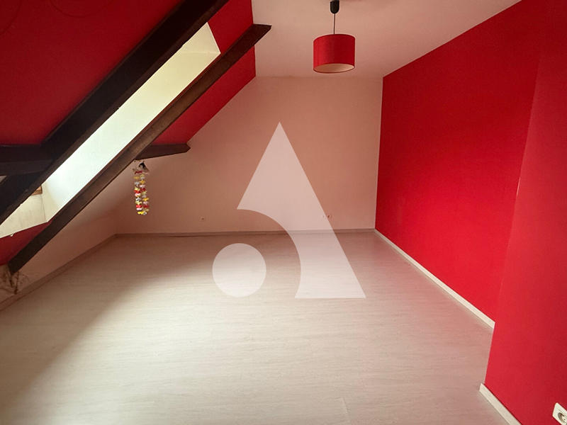 Maison - 222 m² - 7 pièces