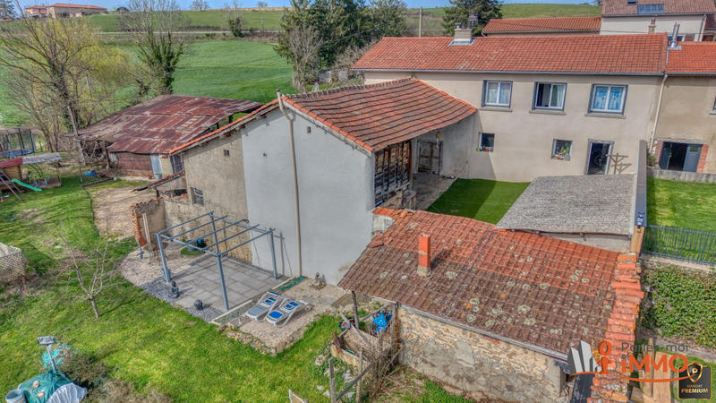 Maison - 90 m² - 6 pièces