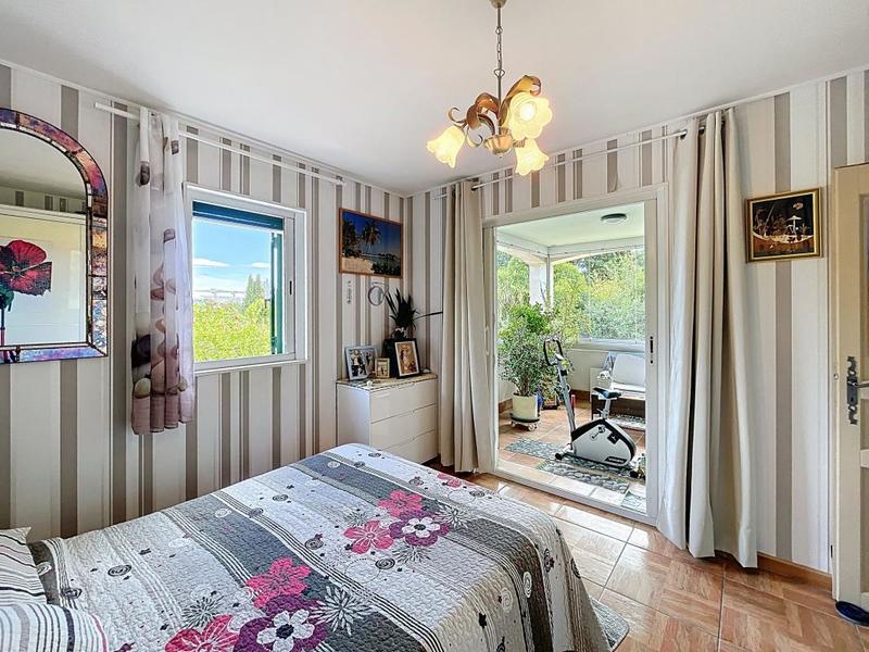 Villa - 196 m² - 6 pièces