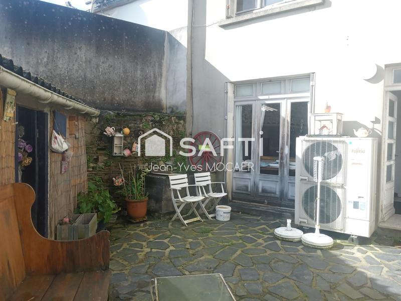 Maison - 150 m² - 9 pièces