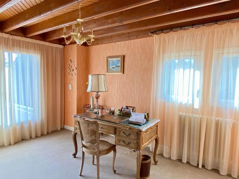 Maison - 384 m² - 9 pièces