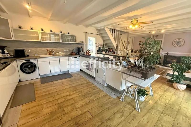 Longère - 209 m² - 5 pièces