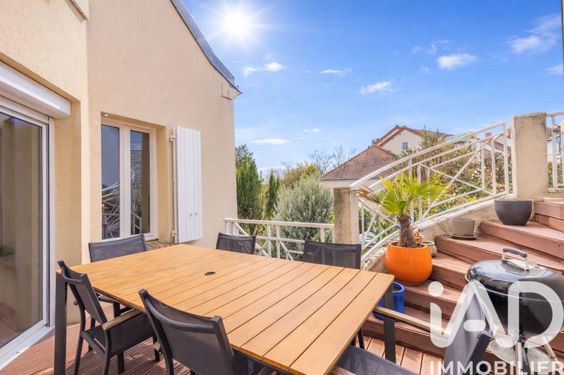 Maison - 130 m² - 7 pièces