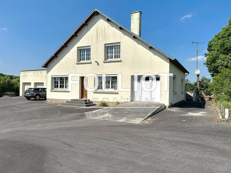 Maison - 165 m² - 9 pièces