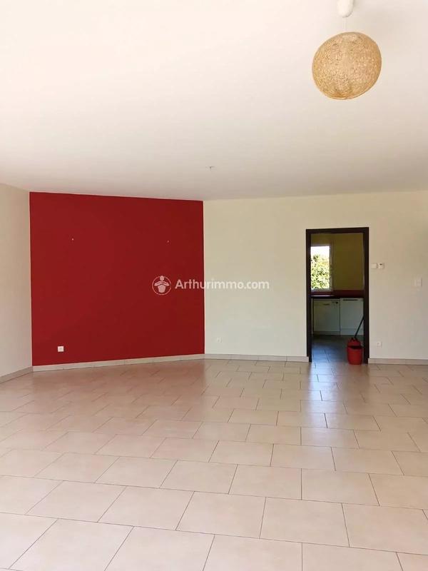 Maison - 137 m² - 5 pièces