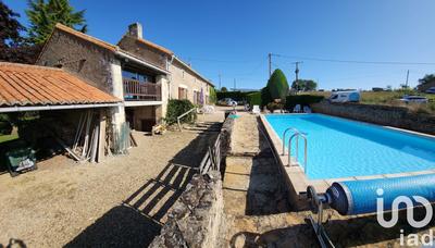 Maison - 200 m² - 5 pièces