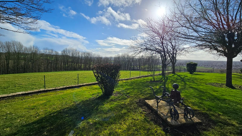 Maison - 102 m² - 5 pièces