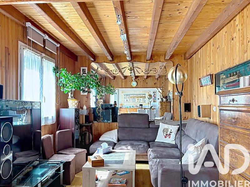 Maison - 95 m² - 5 pièces