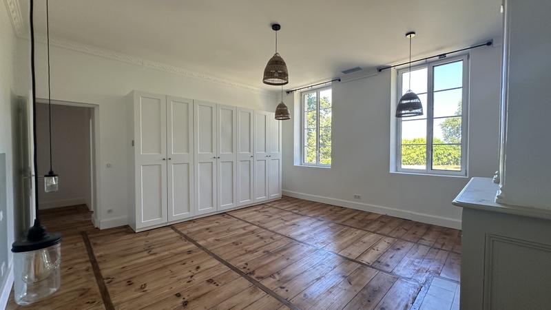 Maison bourgeoise - 350 m² - 8 pièces