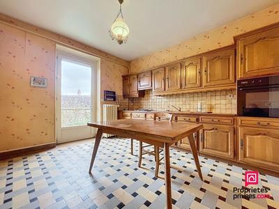 Maison - 165 m² - 6 pièces