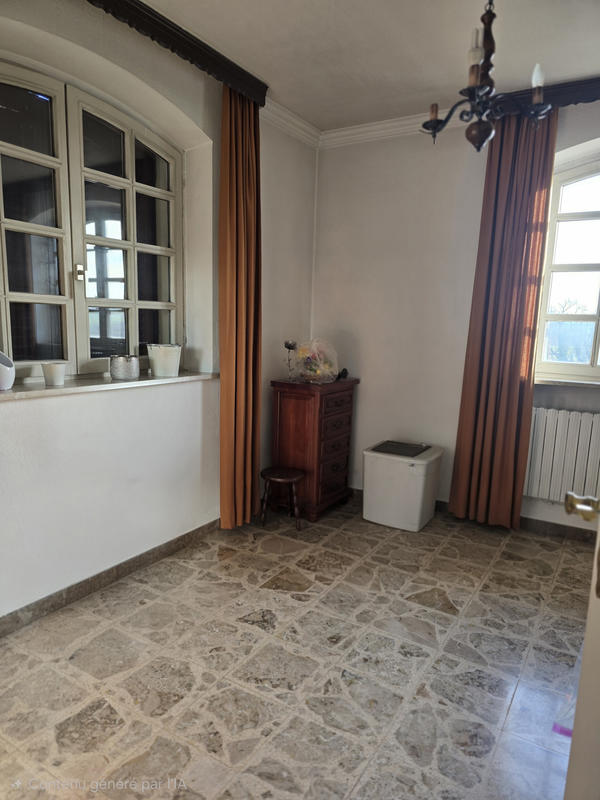Maison - 121 m² - 4 pièces