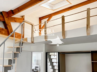 Maison - 170 m² - 8 pièces