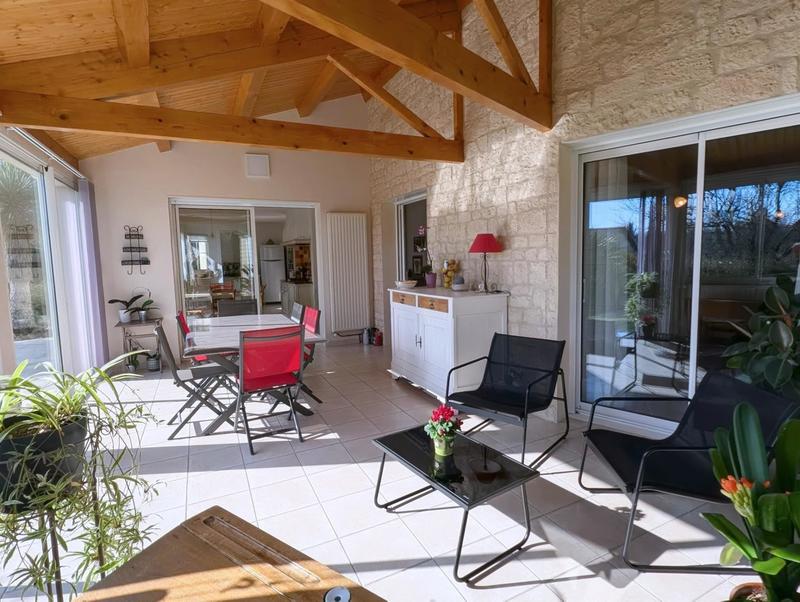 Maison - 202 m² - 5 pièces