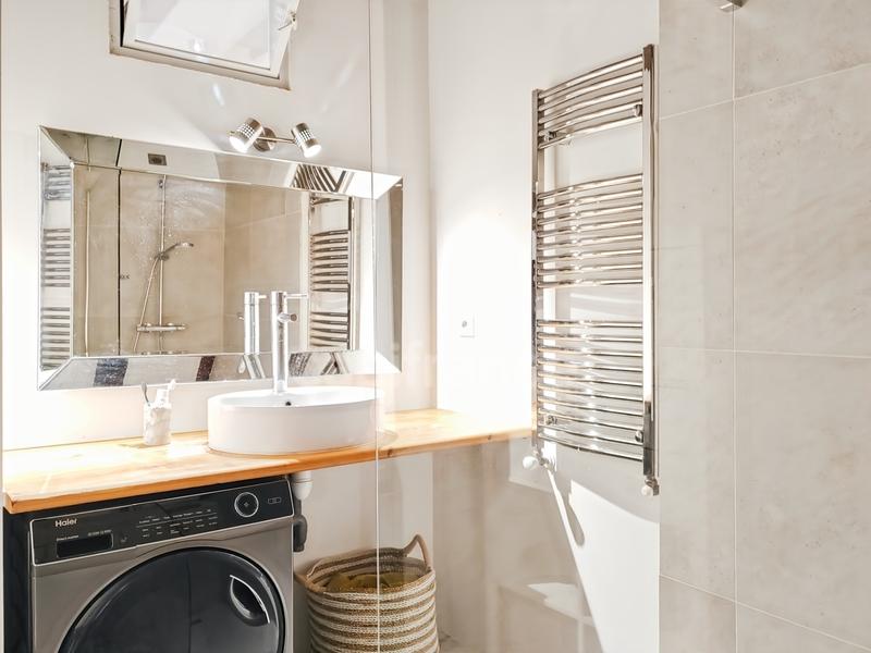 Appartement - 93 m² - 4 pièces