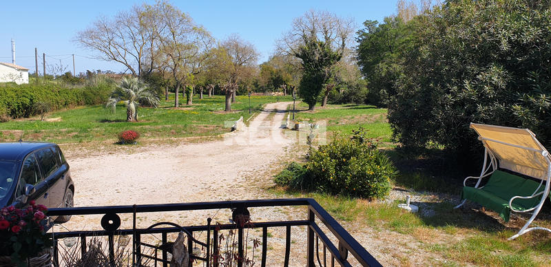 Maison - 400 m² - 8 pièces