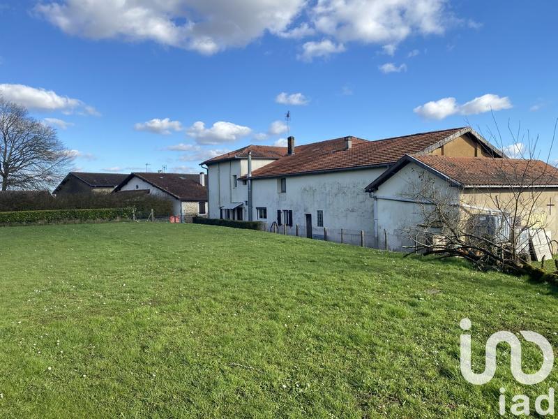 Maison - 216 m² - 8 pièces