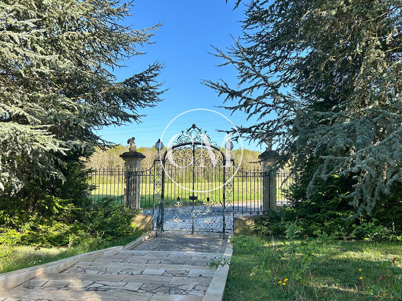 Maison - 174 m² - 6 pièces