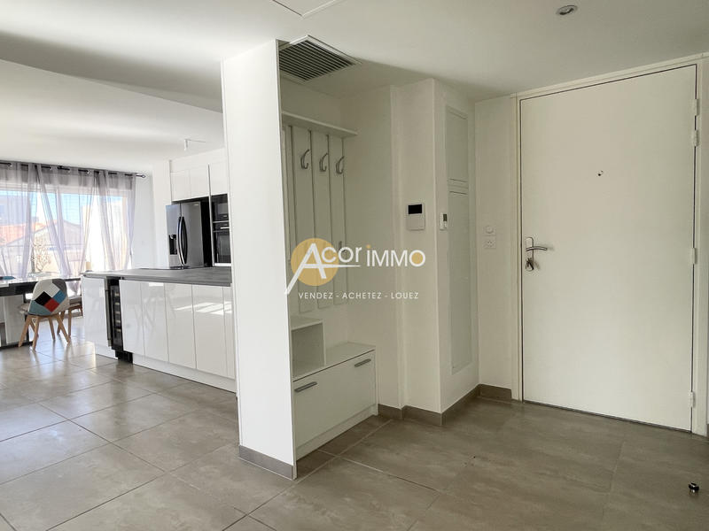 Appartement - 81 m² - 4 pièces