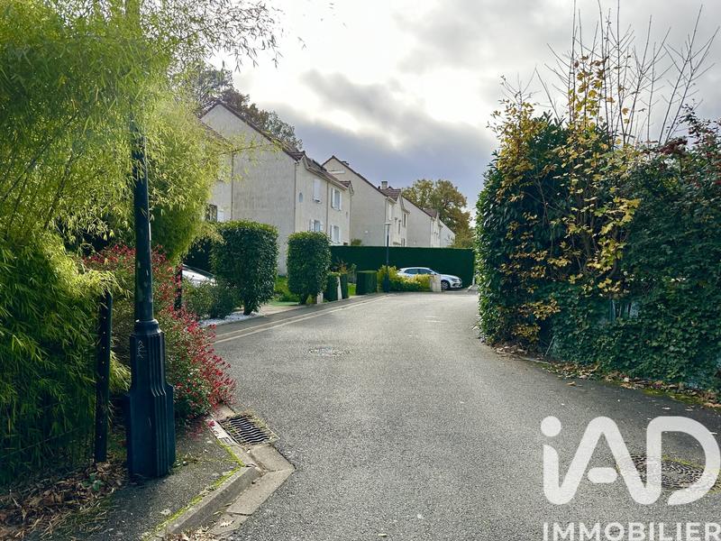 Maison - 121 m² - 6 pièces