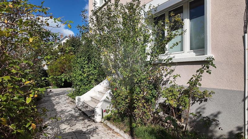 Maison - 91 m² - 5 pièces