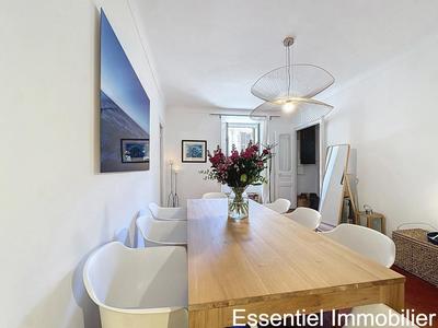 Appartement - 103 m² - 3 pièces