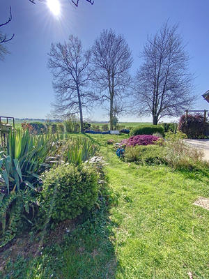 Maison - 177 m² - 7 pièces