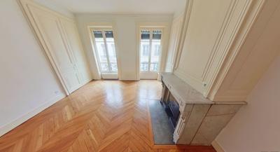 Appartement - 102 m² - 4 pièces