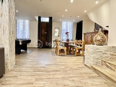 Maison de maîtres - 180 m² - 6 pièces