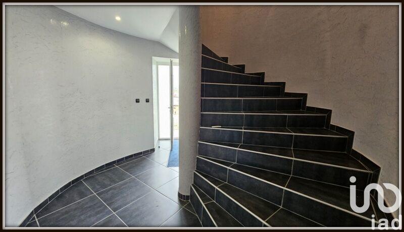 Maison de maîtres - 462 m² - 9 pièces