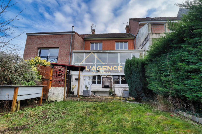 Maison - 108 m² - 4 pièces