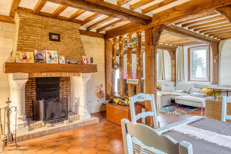 Maison - 213 m² - 10 pièces