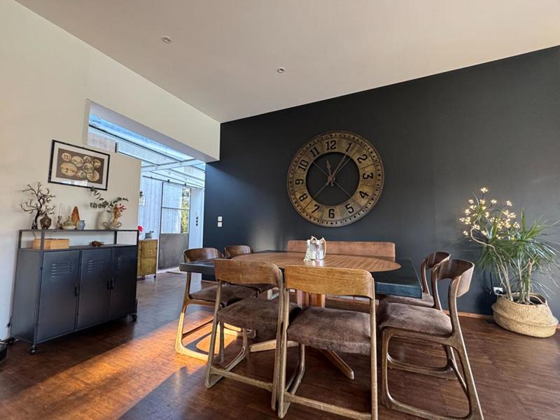 Maison - 354 m² - 11 pièces