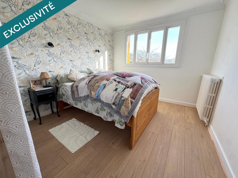 Maison - 181 m² - 7 pièces