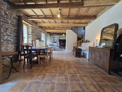 Maison de village - 87 m² - 4 pièces