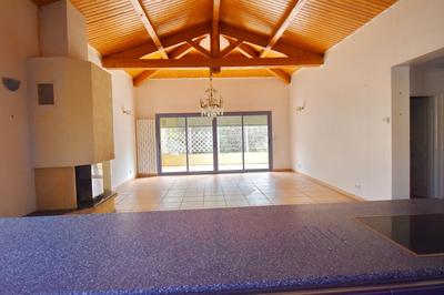 Maison - 230 m² - 4 pièces