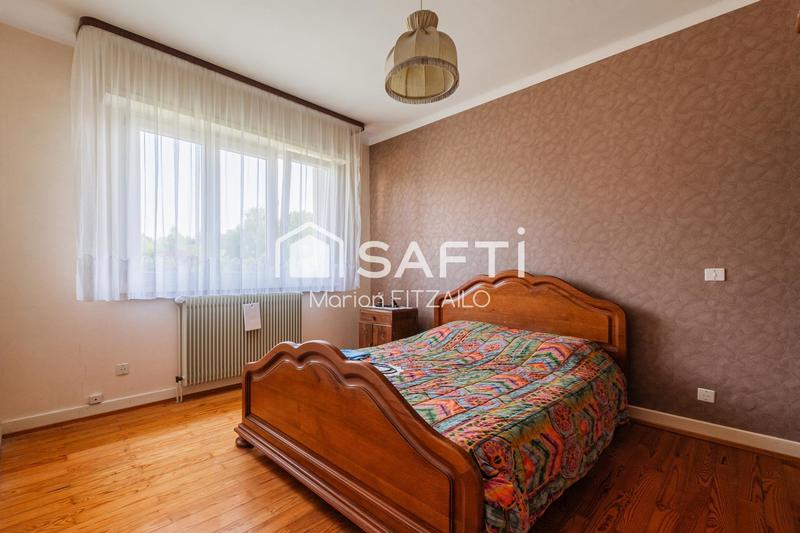 Maison - 203 m² - 8 pièces