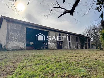 Maison - 600 m² - 1 pièce