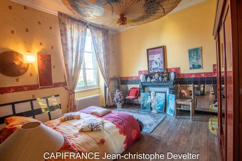 Maison bourgeoise - 235 m² - 8 pièces
