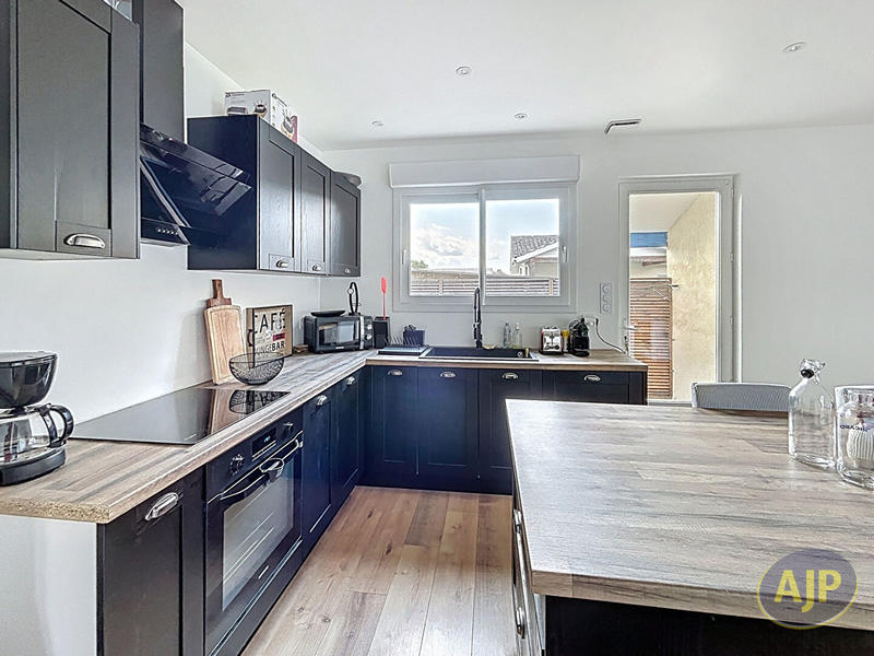 Maison - 73 m² - 4 pièces