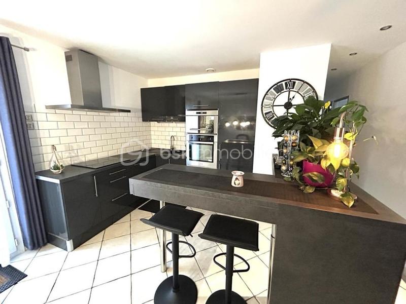 Pavillon - 90 m² - 6 pièces