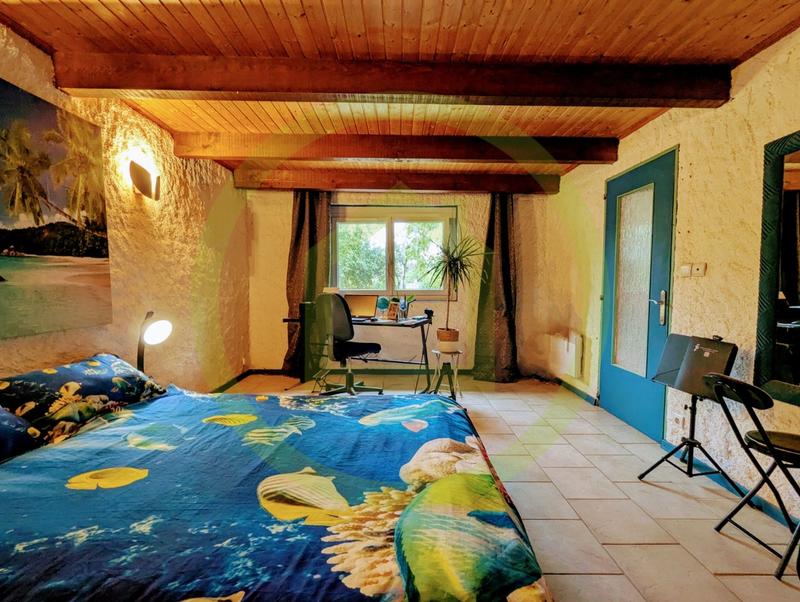 Maison - 131 m² - 8 pièces