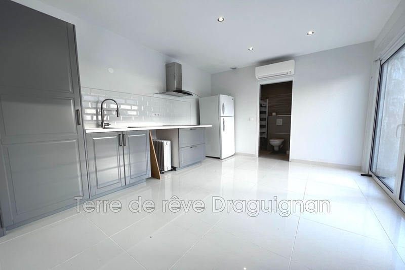 Villa - 140 m² - 6 pièces