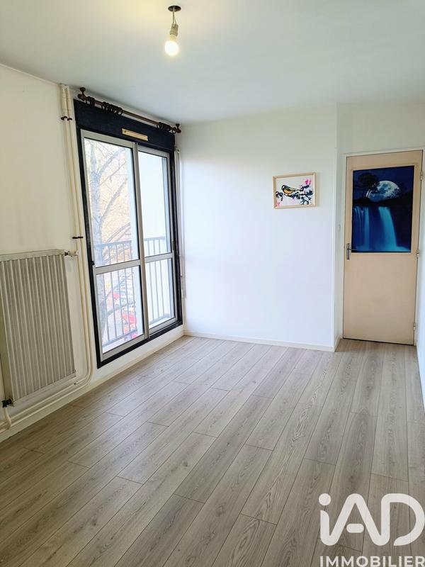 Appartement - 99 m² - 4 pièces
