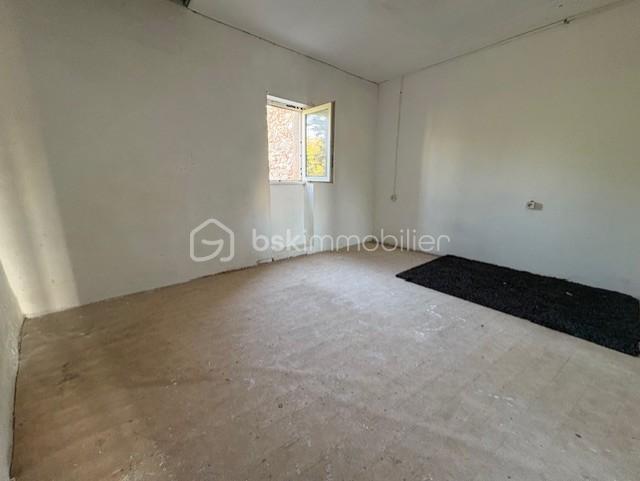 Maison de village - 110 m² - 4 pièces