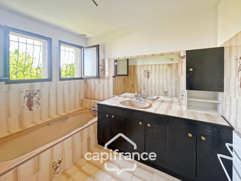 Maison - 120 m² - 4 pièces